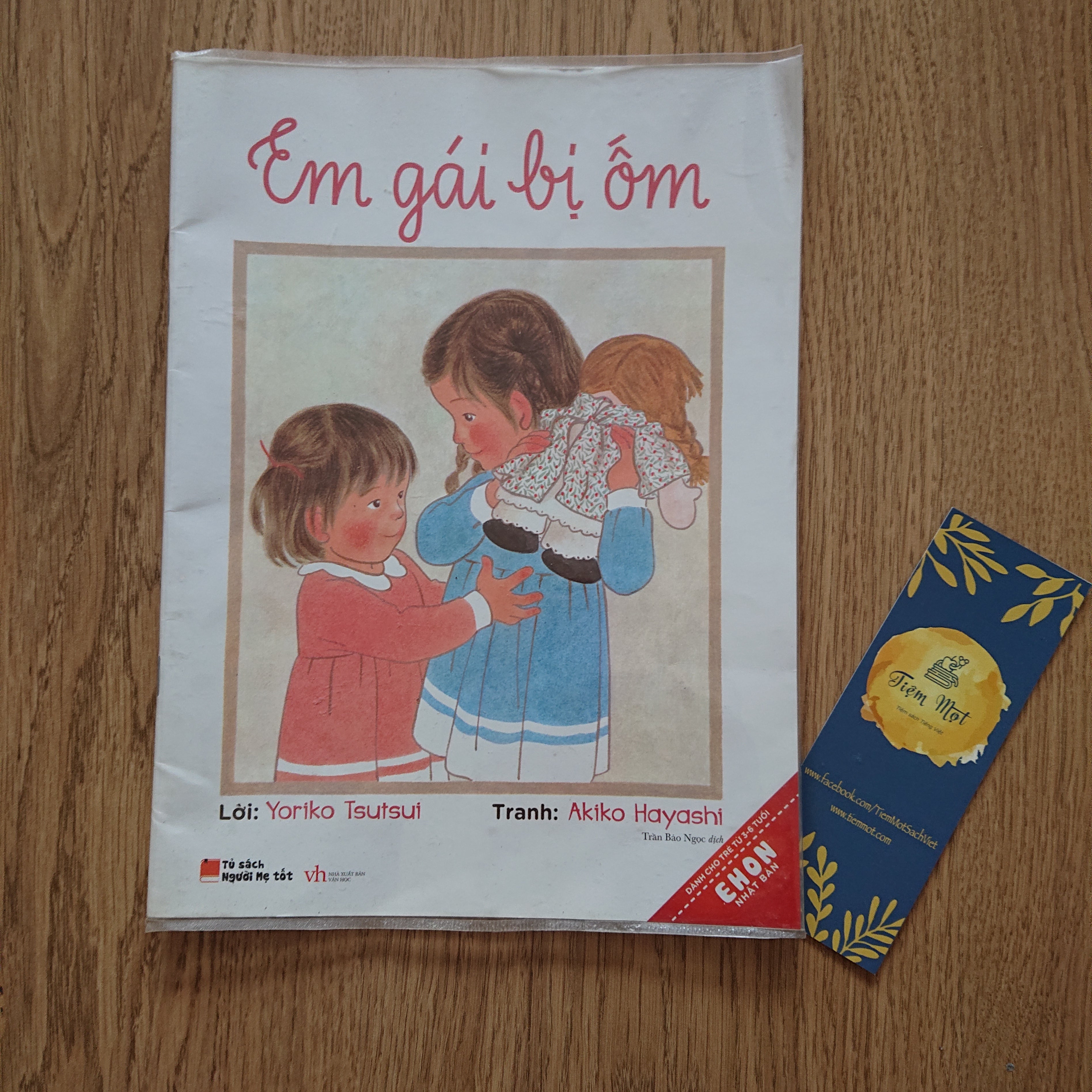 Em gái bị ốm (Thuộc dự án Sách cho tặng)