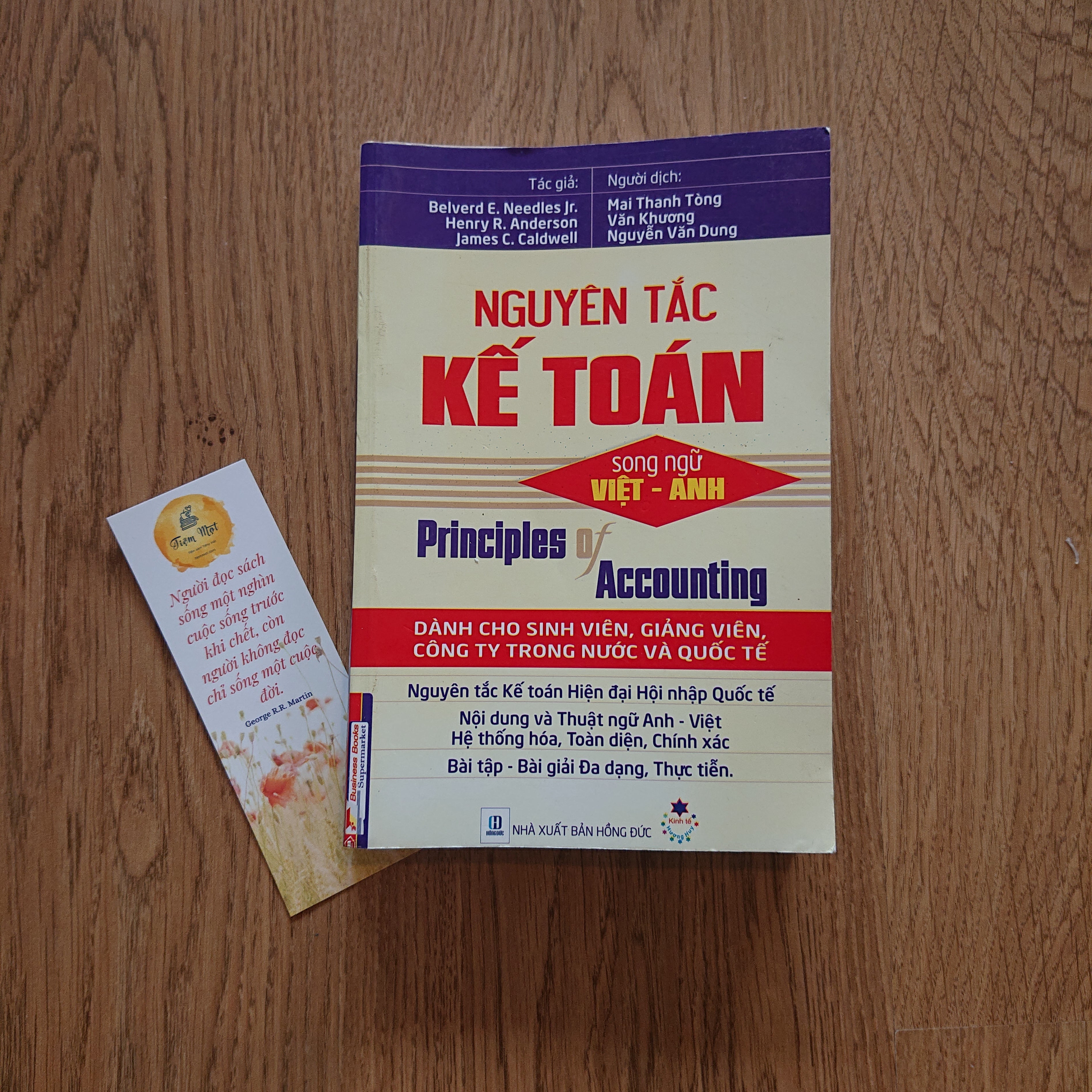 Nguyên tắc Kế toán - Song ngữ Anh Việt (Thuộc dự án Sách cho tặng)
